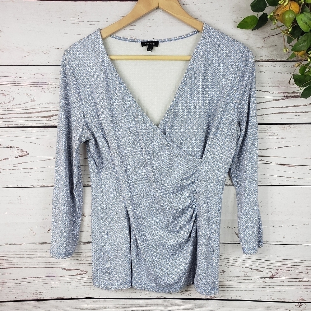 TALBOTS Three Quarter length V -Neck Top Size XS